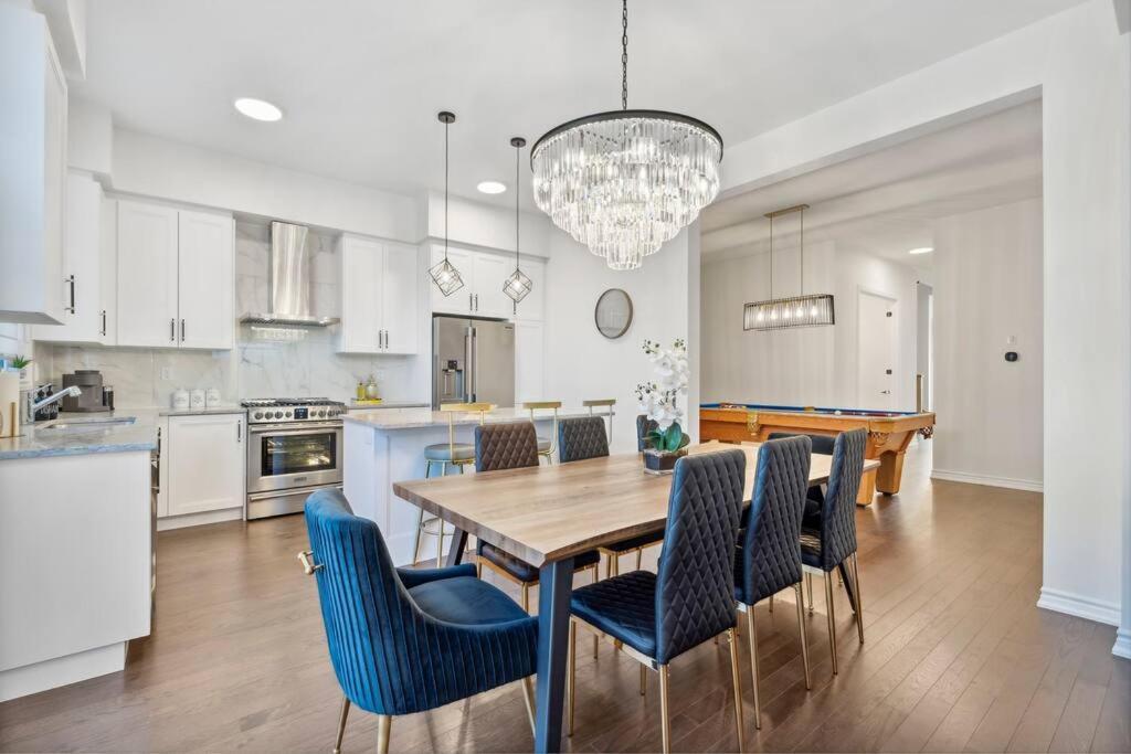 Barrie Luxe, Pool Table 6 Bedroom 6 Ba Custom Design A+ Location Exterior foto